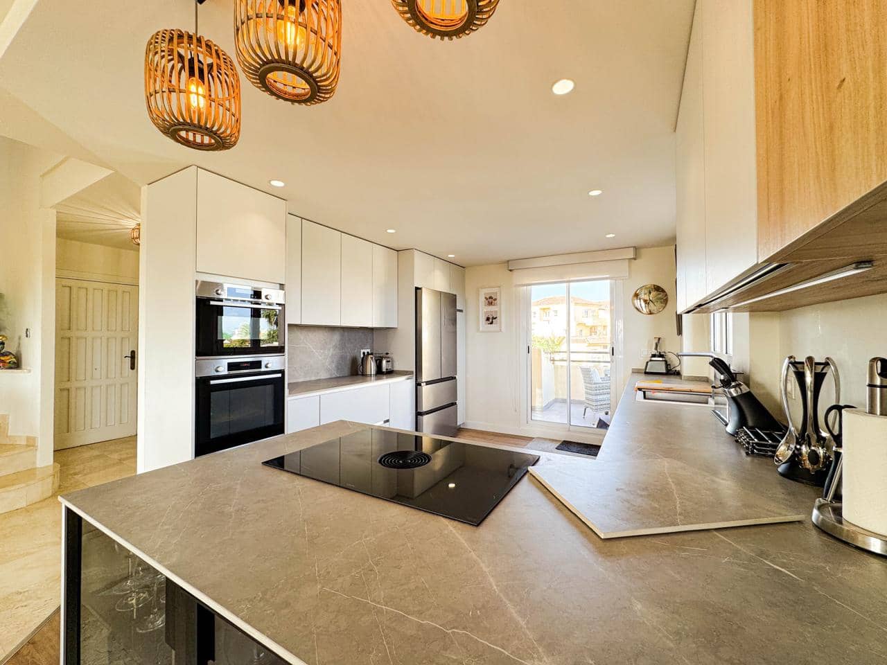 3 chambre Appartement à vendre à Sotogrande avec piscine garage - 665 000 € (Ref: 9559096)