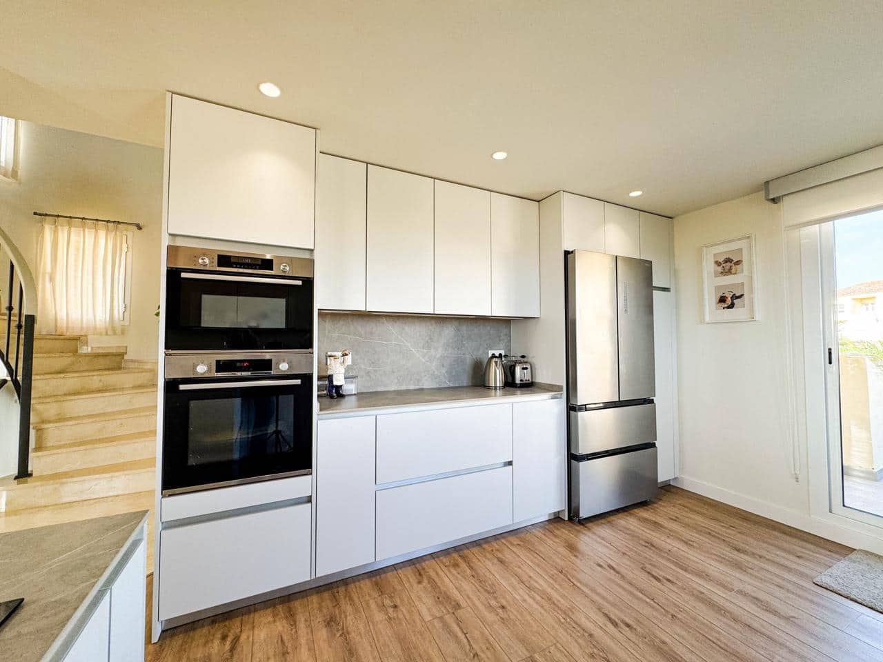 3 chambre Appartement à vendre à Sotogrande avec piscine garage - 665 000 € (Ref: 9559096)