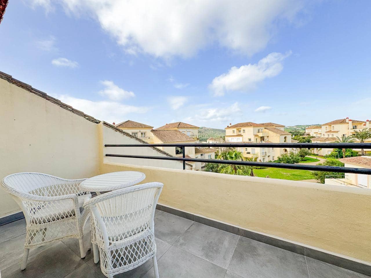 3 chambre Appartement à vendre à Sotogrande avec piscine garage - 665 000 € (Ref: 9559096)