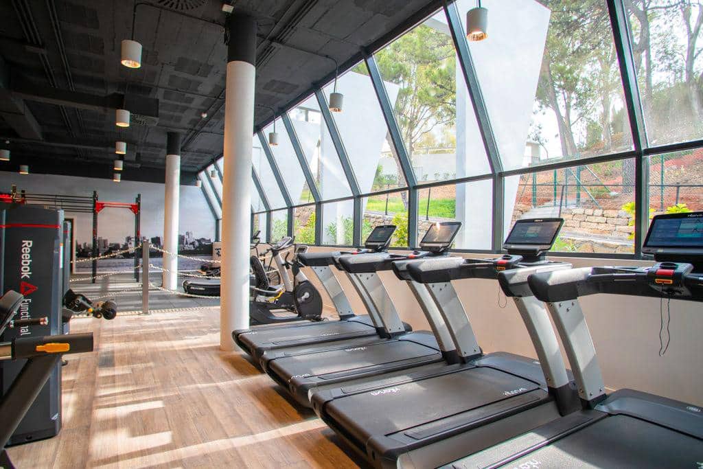 3 Zimmer Wohnung zu verkaufen in Estepona mit Pool Garage - 847.000 € (Ref: 9572270)