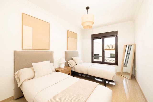 3 soverom Villa til salgs i Valle Romano Golf, Estepona med svømmebasseng garasje - € 470 250 (Ref: 9581212)