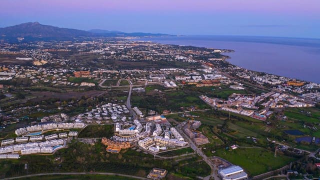 3 quarto Apartamento para venda em Cancelada, Estepona com piscina garagem - 742 000 € (Ref: 9600017)