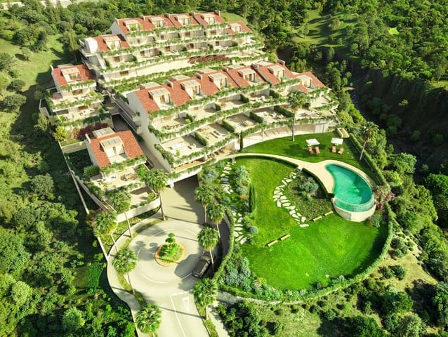 Piso de 3 habitaciones en Torremuelle, Benalmádena en venta con piscina garaje - 1.060.000 € (Ref: 9613919)