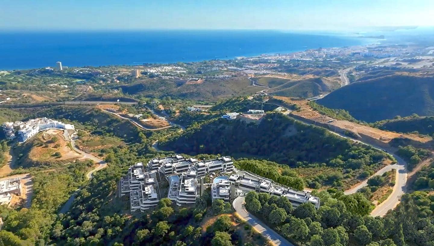 Piso de 3 habitaciones en Marbella en venta con piscina garaje - 1.065.000 € (Ref: 9613929)