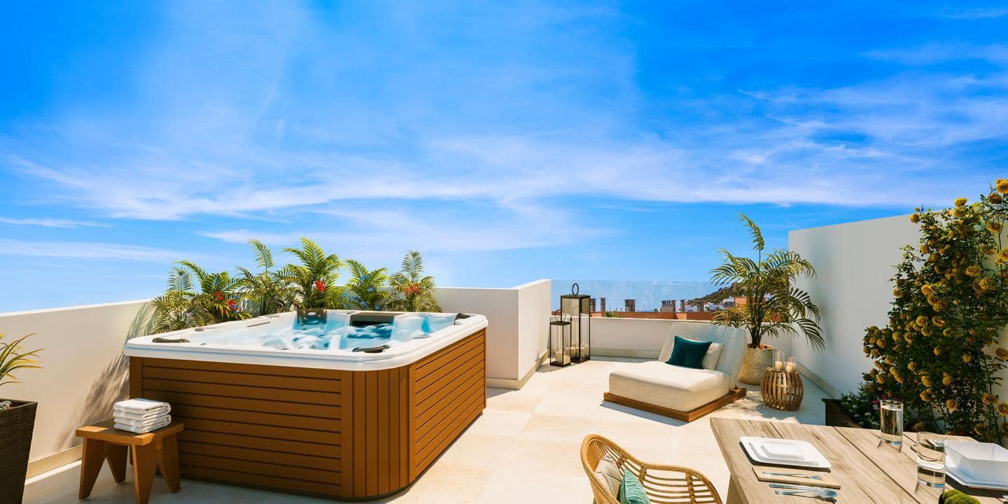 3 bedroom Villa for sale in Manilva with pool garage - € 604,750 (Ref: 9618527)