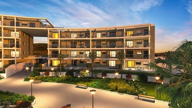 Piso de 3 habitaciones en Chullera, Manilva en venta con piscina garaje - 445.000 € (Ref: 9618534)