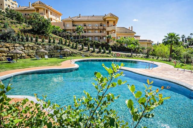 3 soveværelse Lejlighed til salg i Los Naranjos, Marbella med swimmingpool garage - € 720.000 (Ref: 9618537)