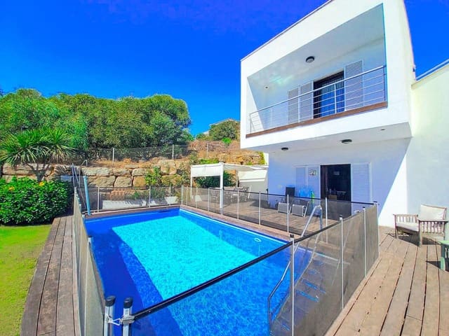 5 sovrum Villa till salu i Torreguadiaro, San Roque med pool garage - 1 190 000 € (Ref: 9634818)