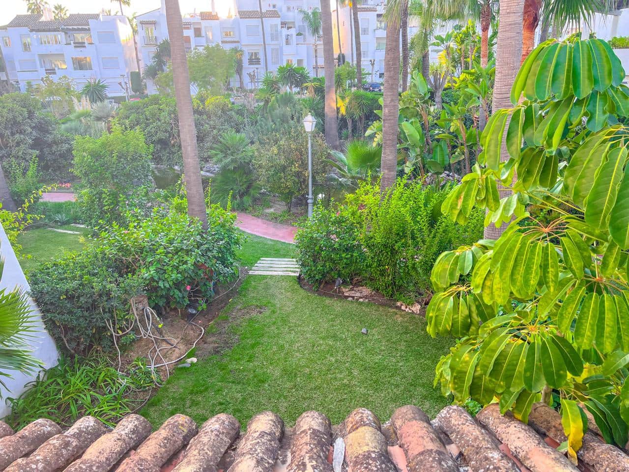 3 Zimmer Villa zu verkaufen in Costalita mit Pool Garage - 810.000 € (Ref: 9636125)