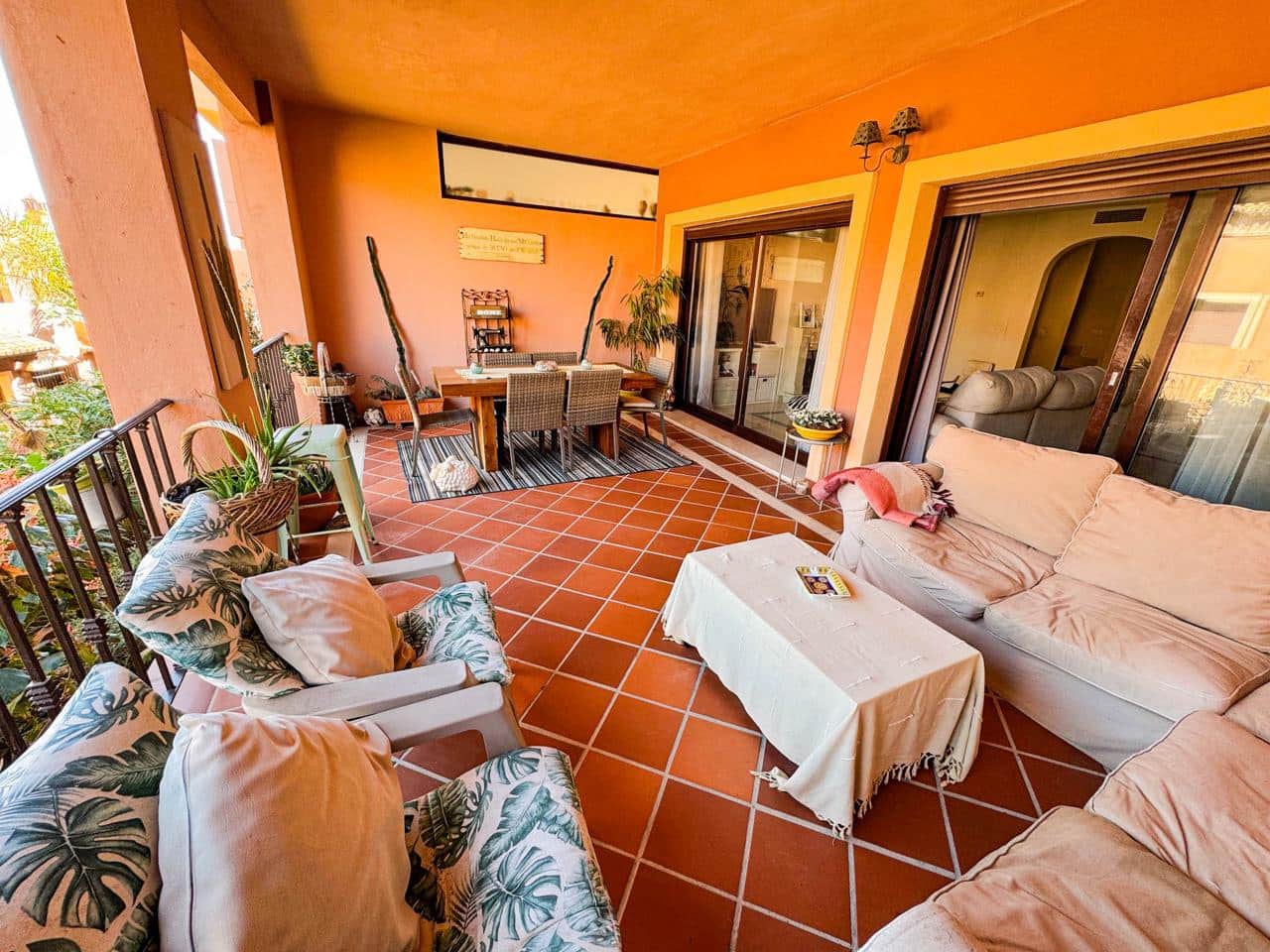 4 chambre Villa/Maison à vendre à Estepona avec piscine garage - 665 000 € (Ref: 9645885)