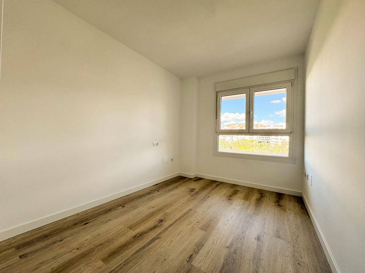 3 Zimmer Wohnung zu verkaufen in Nueva Andalucia mit Pool Garage - 500.000 € (Ref: 9645889)