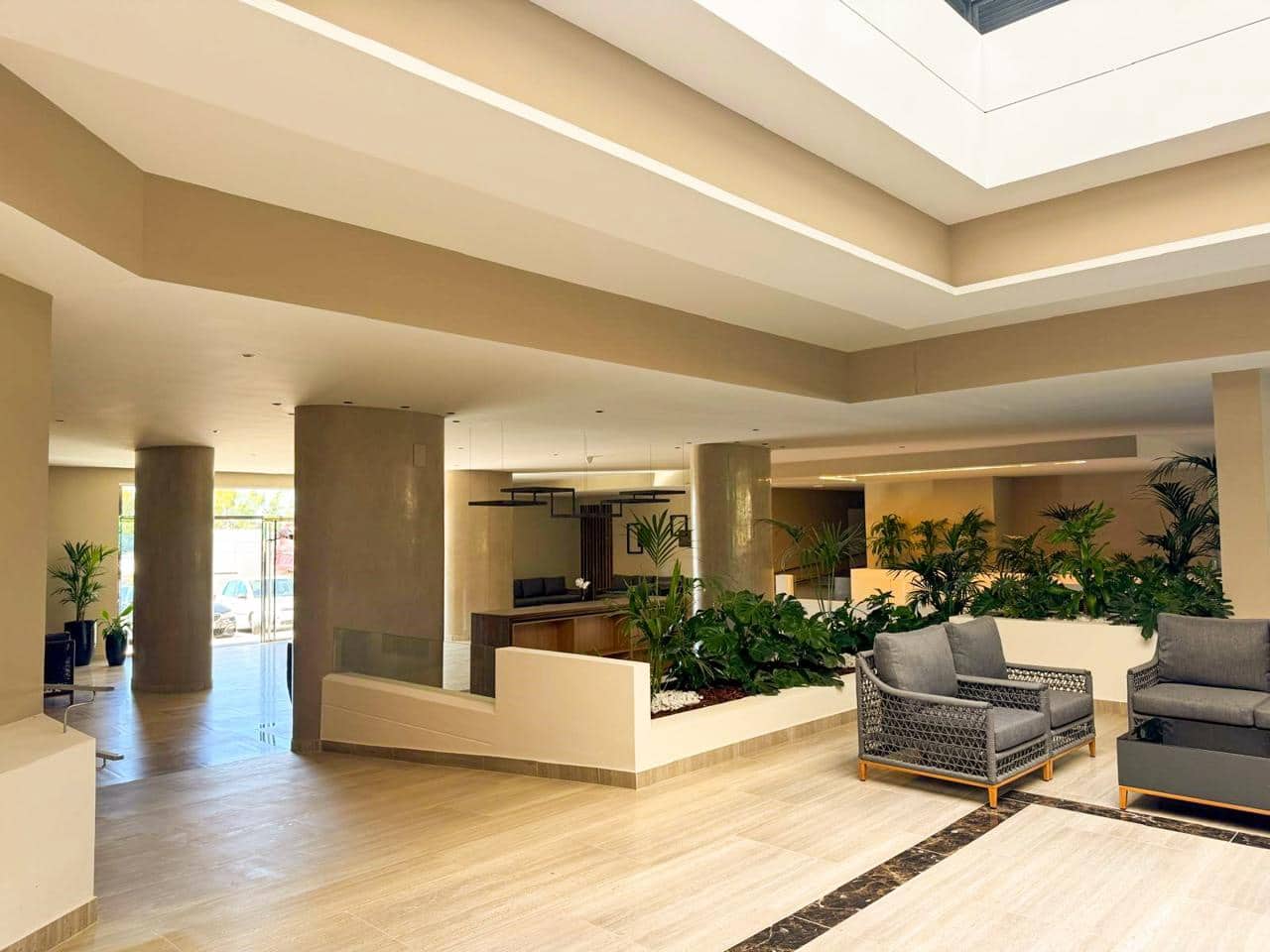 3 Zimmer Wohnung zu verkaufen in Nueva Andalucia mit Pool Garage - 500.000 € (Ref: 9645889)