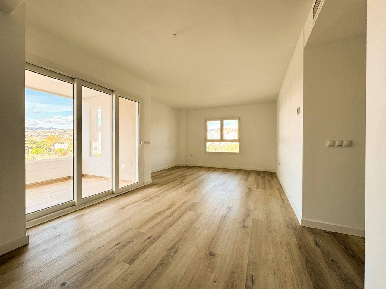 3 Zimmer Wohnung zu verkaufen in Nueva Andalucia mit Pool Garage - 500.000 € (Ref: 9645889)