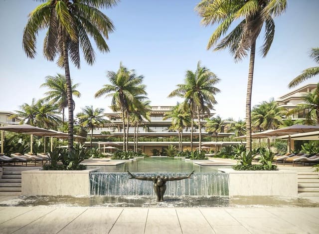 Piso de 2 habitaciones en Bel-Air, Estepona en venta con piscina garaje - 894.000 € (Ref: 9646331)