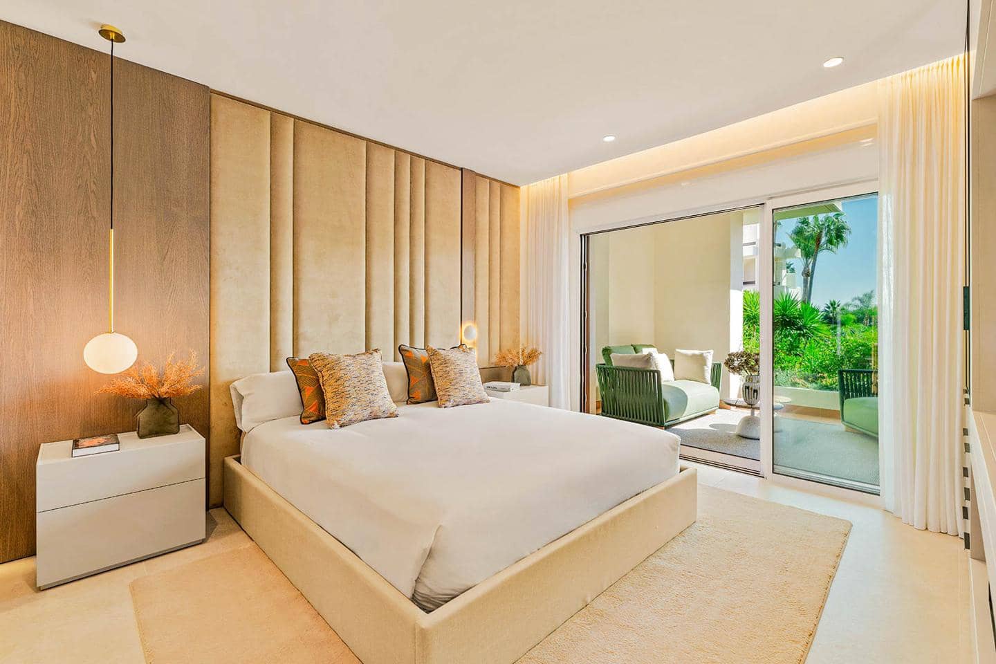 3 camera da letto Appartamento in vendita in New Golden Mile con piscina garage - 1.995.000 € (Rif: 9653123)