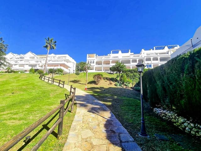 2 bedroom Flat for sale in La Quinta, Benahavís with pool garage - € 625,000 (Ref: 9653124)