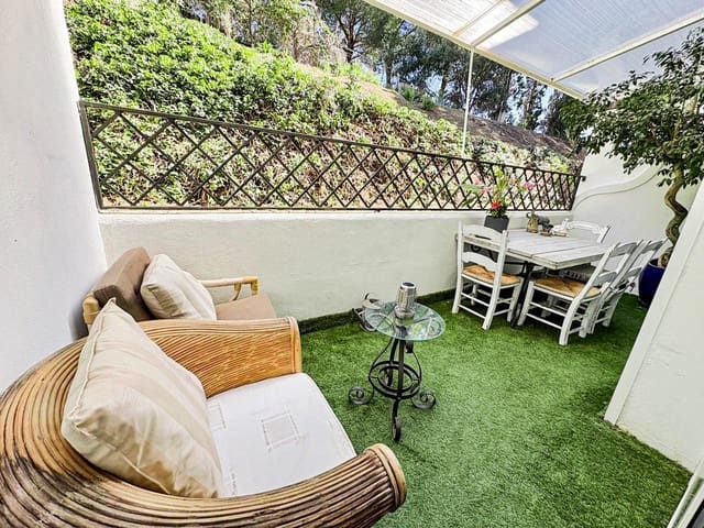 2 bedroom Flat for sale in La Quinta, Benahavís with pool garage - € 625,000 (Ref: 9653124)