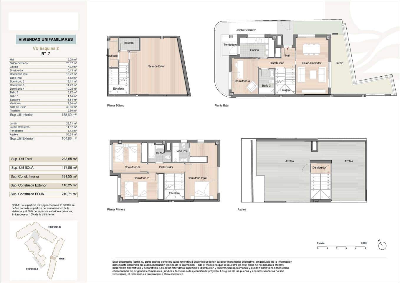 Chalet de 4 habitaciones en Estepona en venta con piscina garaje - 730.000 € (Ref: 9656843)