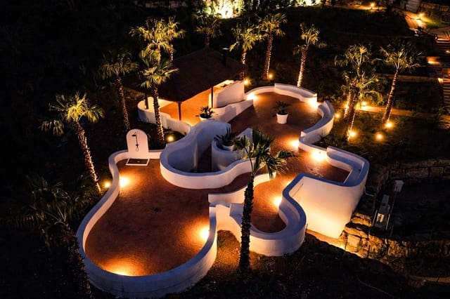 2 sovrum Lägenhet till salu i Los Naranjos, Marbella med pool garage - 486 000 € (Ref: 9665341)