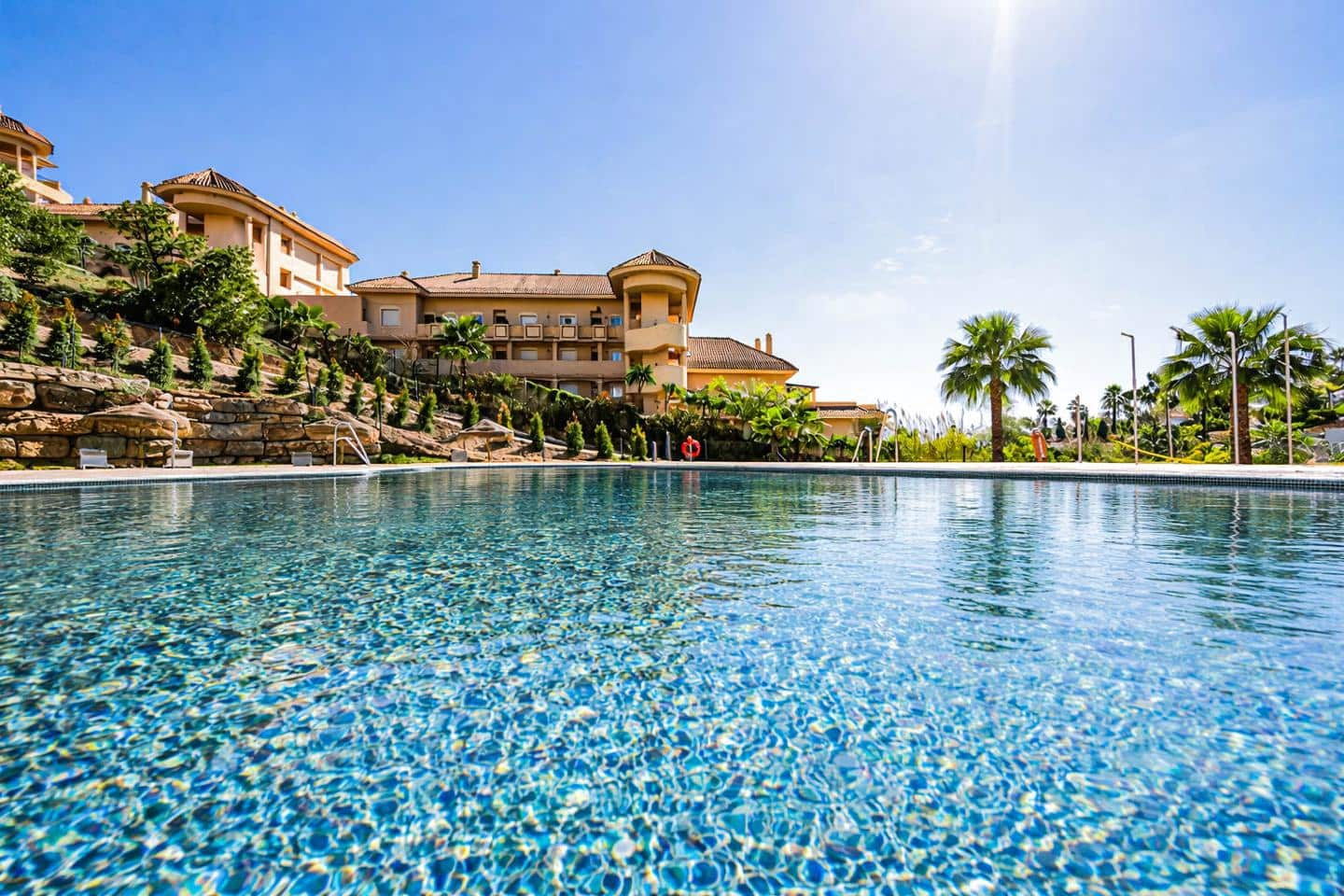 2 slaapkamer Flat te koop in Marbella met zwembad garage - € 486.000 (Ref: 9665341)