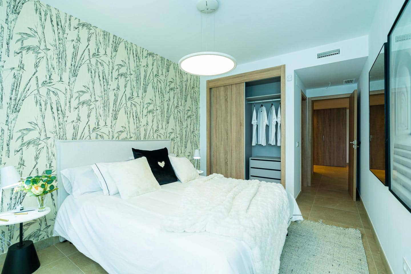 2 chambre Appartement à vendre à Estepona avec piscine garage - 375 000 € (Ref: 9672190)