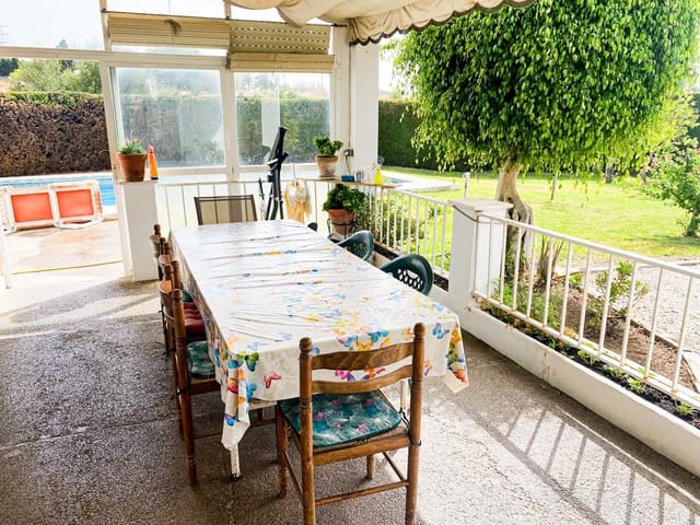 5 chambre Villa/Maison à vendre à El Velerín, Estepona avec piscine - 689 000 € (Ref: 9805880)