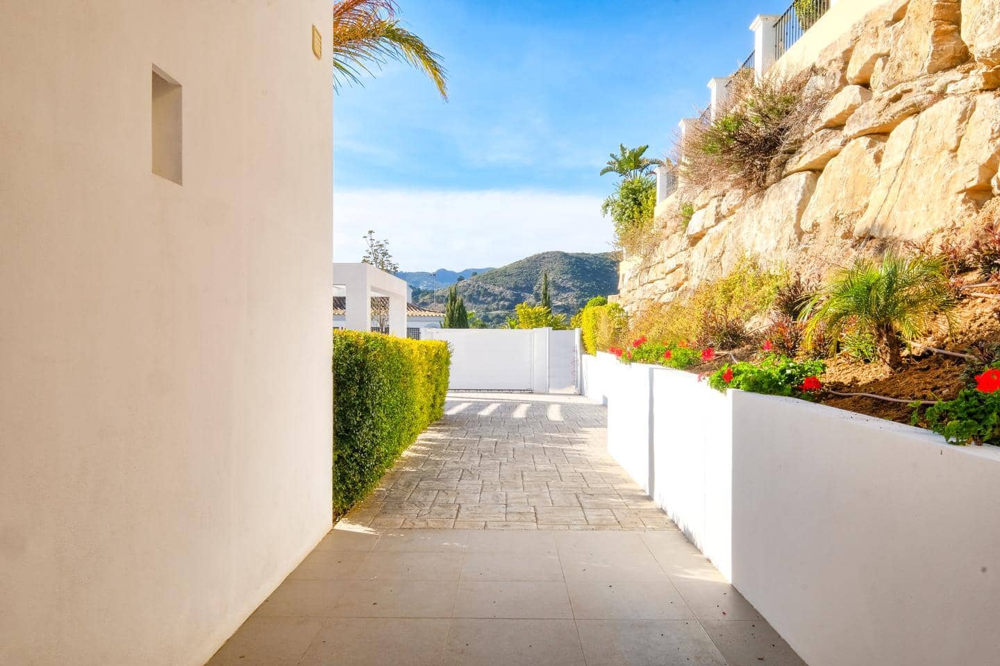 4 camera da letto Villa in vendita in Benahavis con piscina garage - 2.200.000 € (Rif: 9805881)