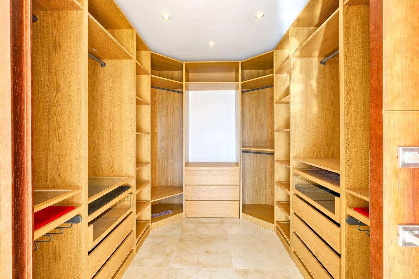 4 camera da letto Villa in vendita in Benahavis con piscina garage - 2.200.000 € (Rif: 9805881)