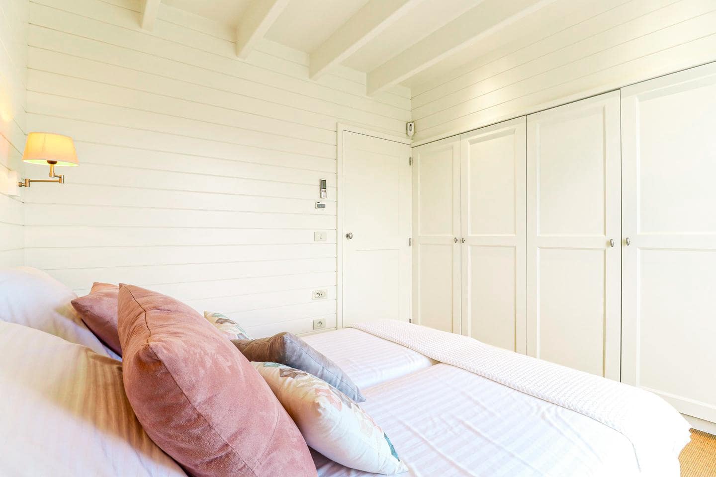 Chalet de 4 habitaciones en Benahavís en venta con piscina garaje - 1.850.000 € (Ref: 9810443)