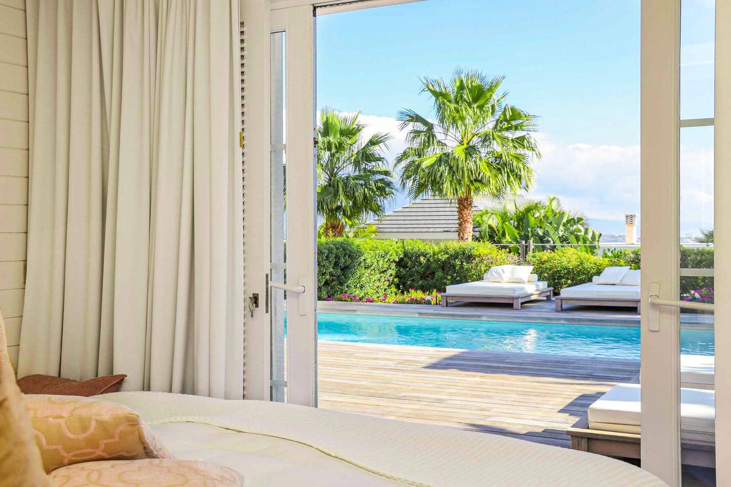 Chalet de 4 habitaciones en Benahavís en venta con piscina garaje - 1.850.000 € (Ref: 9810443)