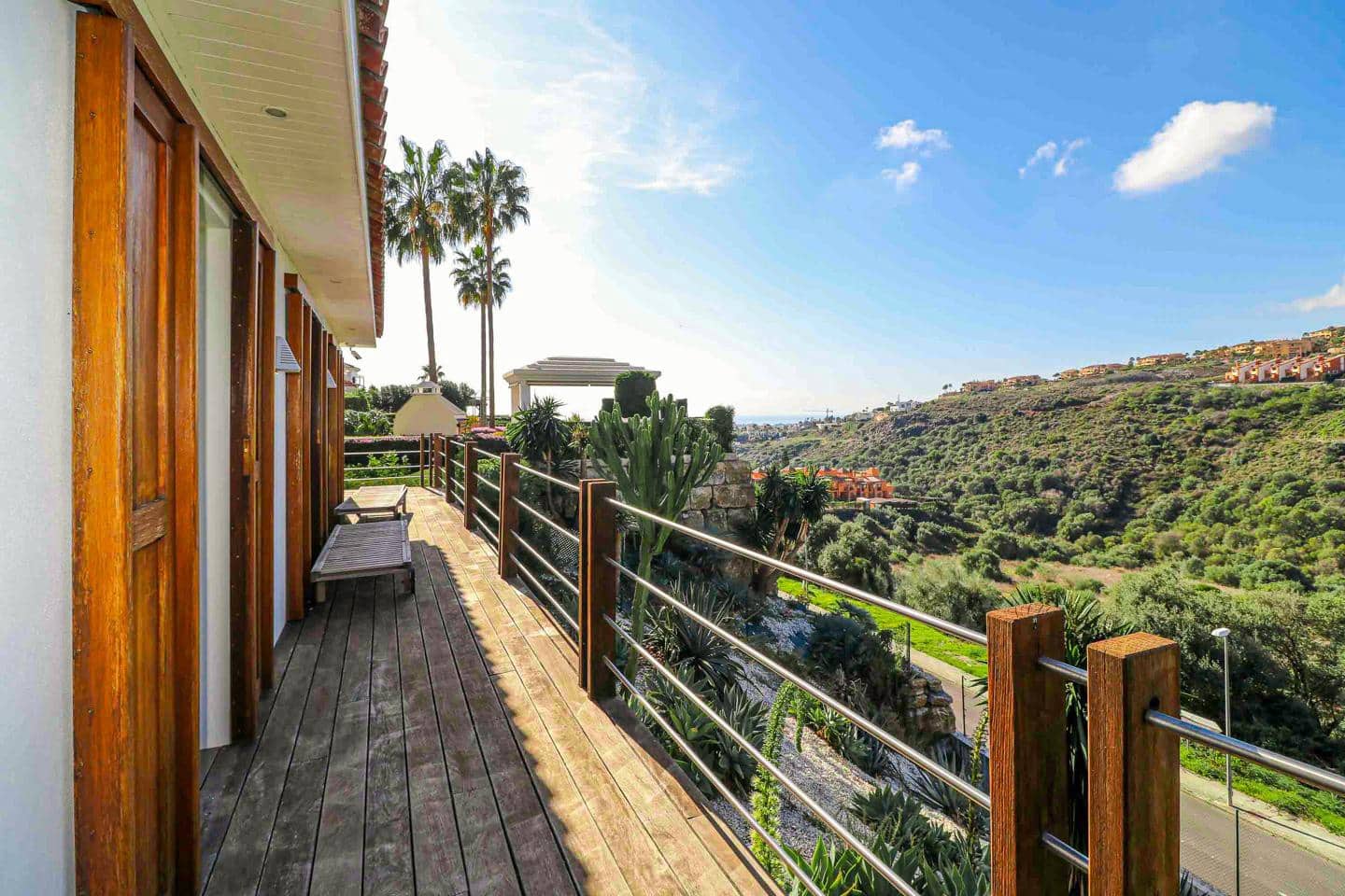 Chalet de 4 habitaciones en Benahavís en venta con piscina garaje - 1.850.000 € (Ref: 9810443)