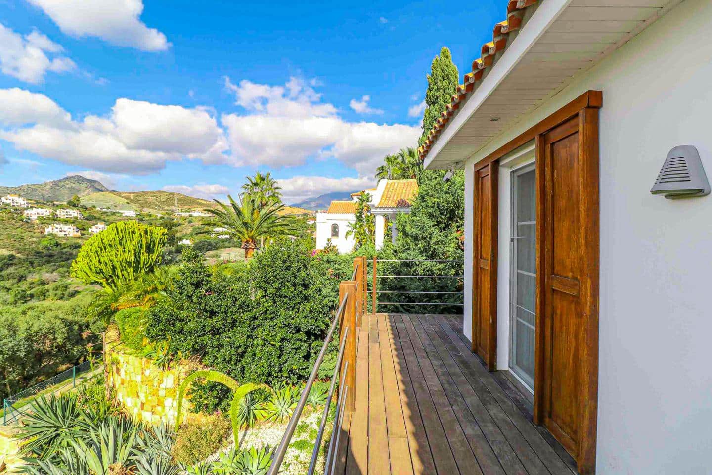 Chalet de 4 habitaciones en Benahavís en venta con piscina garaje - 1.850.000 € (Ref: 9810443)