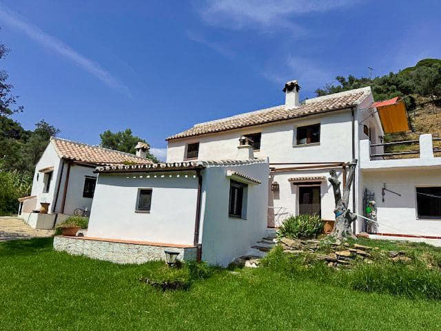 4 chambre Finca/Maison de Campagne à vendre à Casares avec piscine - 850 000 € (Ref: 9810865)