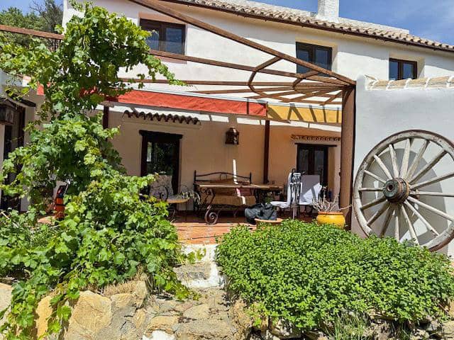 4 chambre Finca/Maison de Campagne à vendre à Casares avec piscine - 850 000 € (Ref: 9810865)