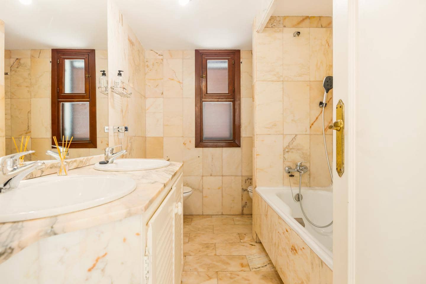 2 camera da letto Villa in vendita in Estepona con piscina garage - 469.000 € (Rif: 9811060)