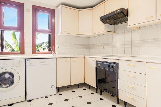 2 camera da letto Villa in vendita in Guadalobón, Estepona con piscina garage - 469.000 € (Rif: 9811060)