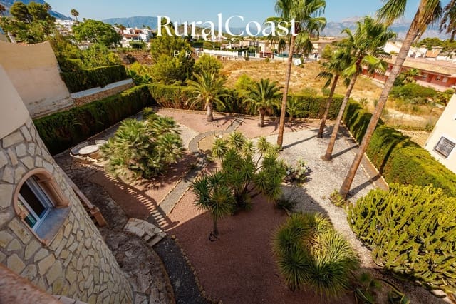 3 slaapkamer Villa te koop in La Nucia met zwembad garage - € 799.000 (Ref: 10007963)