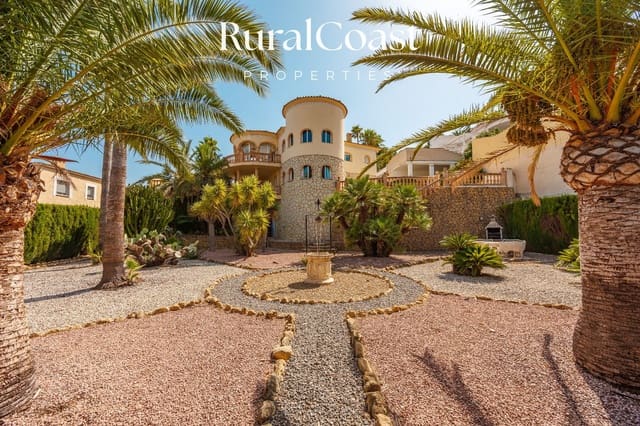3 slaapkamer Villa te koop in La Nucia met zwembad garage - € 799.000 (Ref: 10007963)