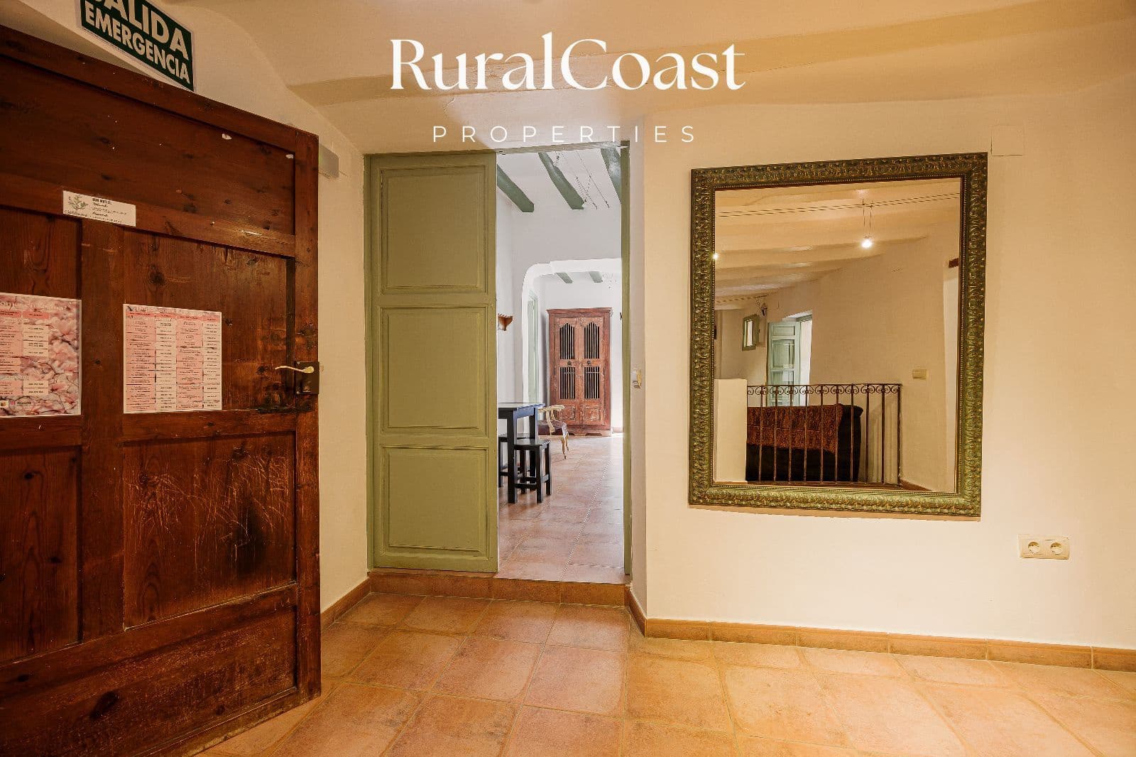 7 bedroom Commercial for sale in Jijona / Xixona - € 585,000 (Ref: 10024667)