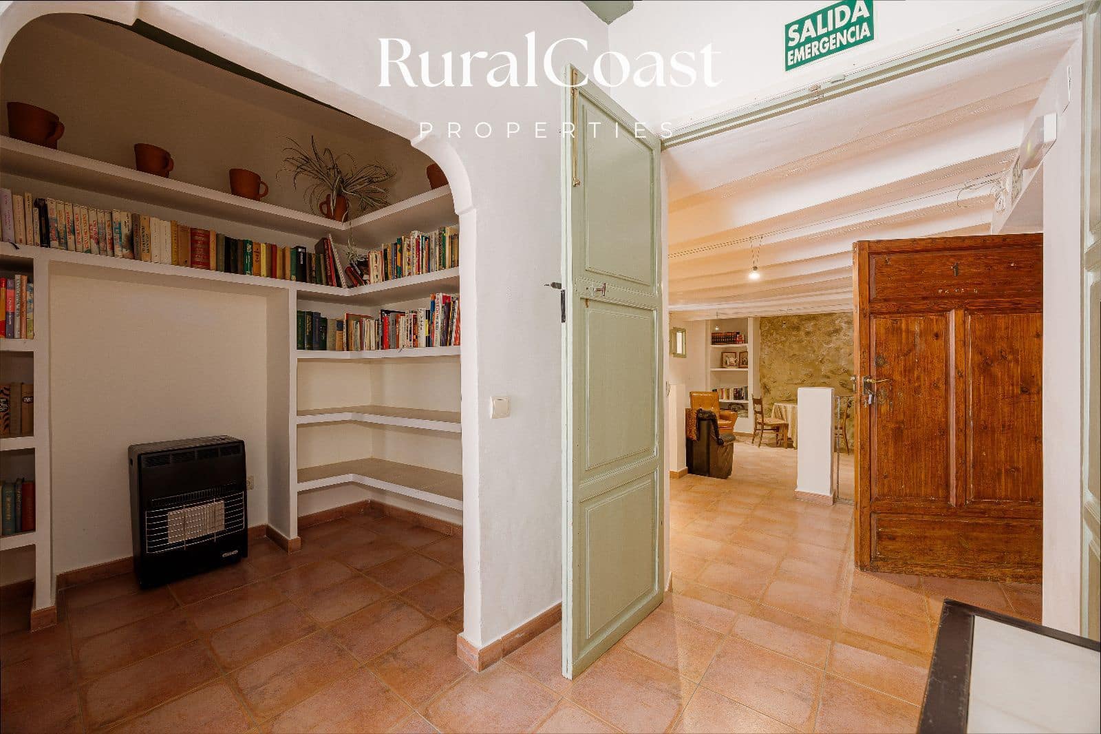 7 bedroom Commercial for sale in Jijona / Xixona - € 585,000 (Ref: 10024667)