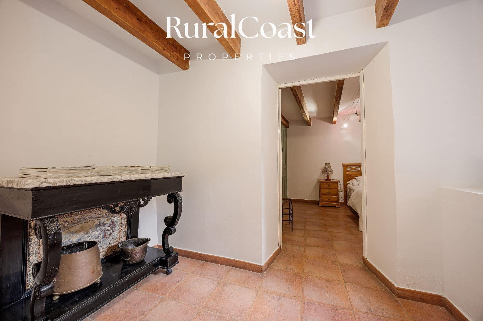 7 bedroom Commercial for sale in Jijona / Xixona - € 585,000 (Ref: 10024667)