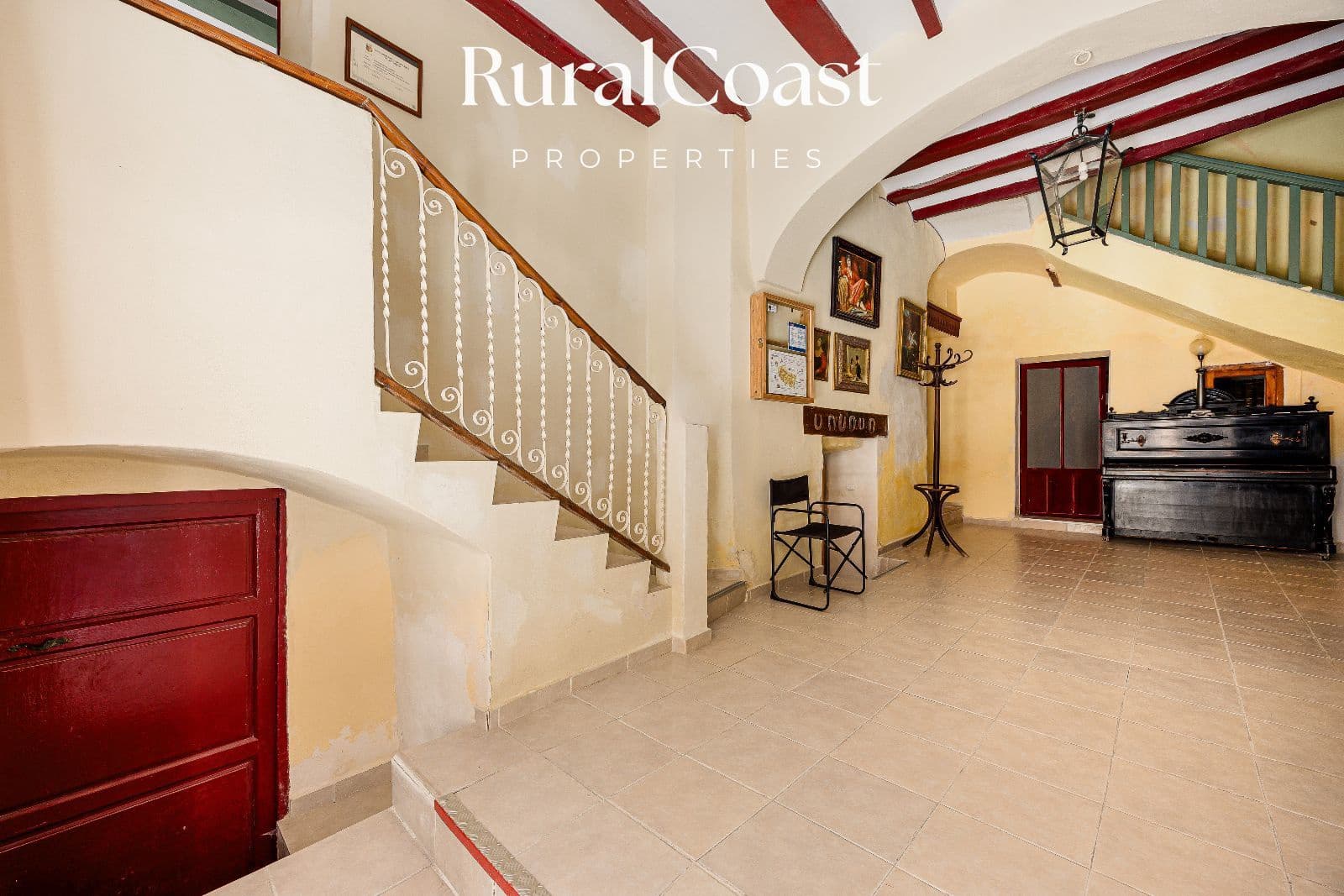 7 bedroom Commercial for sale in Jijona / Xixona - € 585,000 (Ref: 10024667)