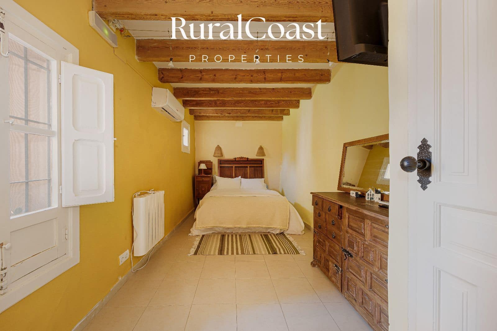 7 bedroom Commercial for sale in Jijona / Xixona - € 585,000 (Ref: 10024667)