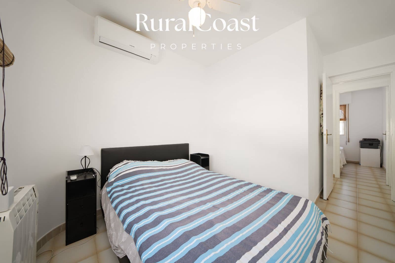 3 bedroom Villa for sale in Busot with pool - € 380,000 (Ref: 10061022)