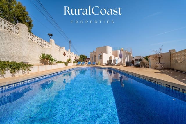 Chalet de 3 habitaciones en Busot en venta con piscina - 380.000 € (Ref: 10061022)