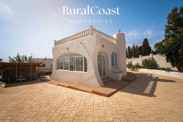 Chalet de 3 habitaciones en Busot en venta con piscina - 380.000 € (Ref: 10061022)