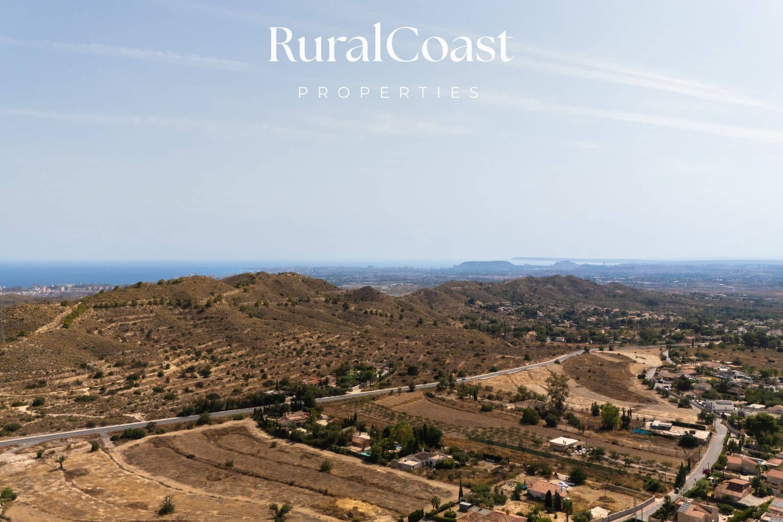 3 bedroom Villa for sale in Busot with pool - € 380,000 (Ref: 10061022)