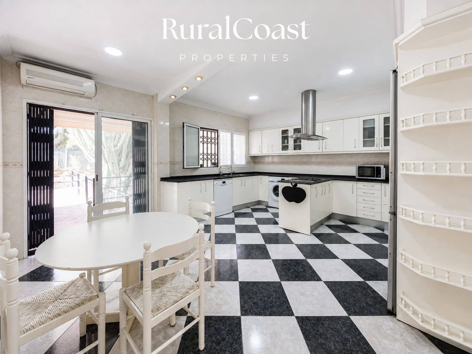 5 camera da letto Villa in vendita in Muchamiel / Mutxamel con piscina garage - 549.000 € (Rif: 10078819)