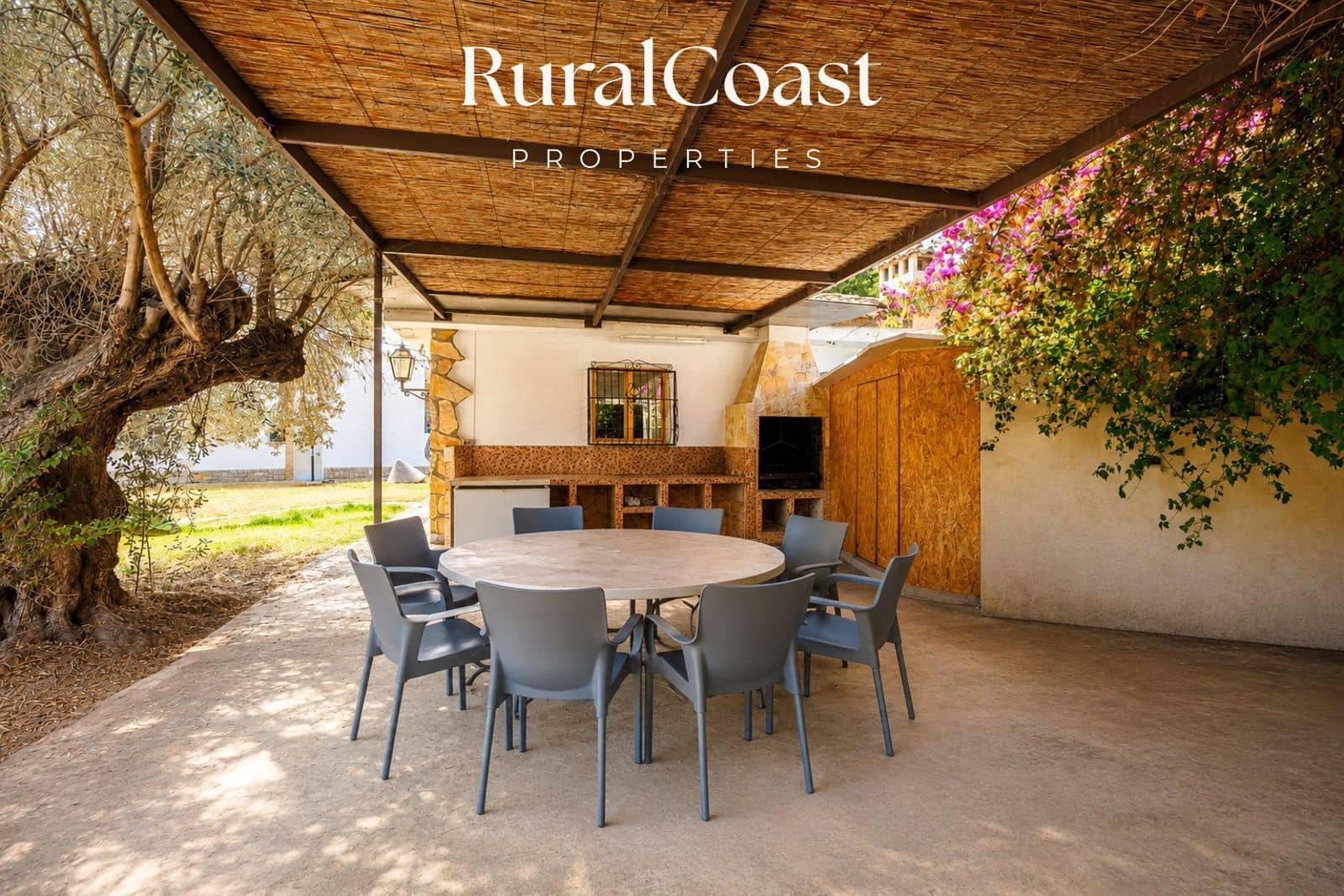 5 bedroom Villa for sale in Muchamiel / Mutxamel with pool garage - € 549,000 (Ref: 10078819)