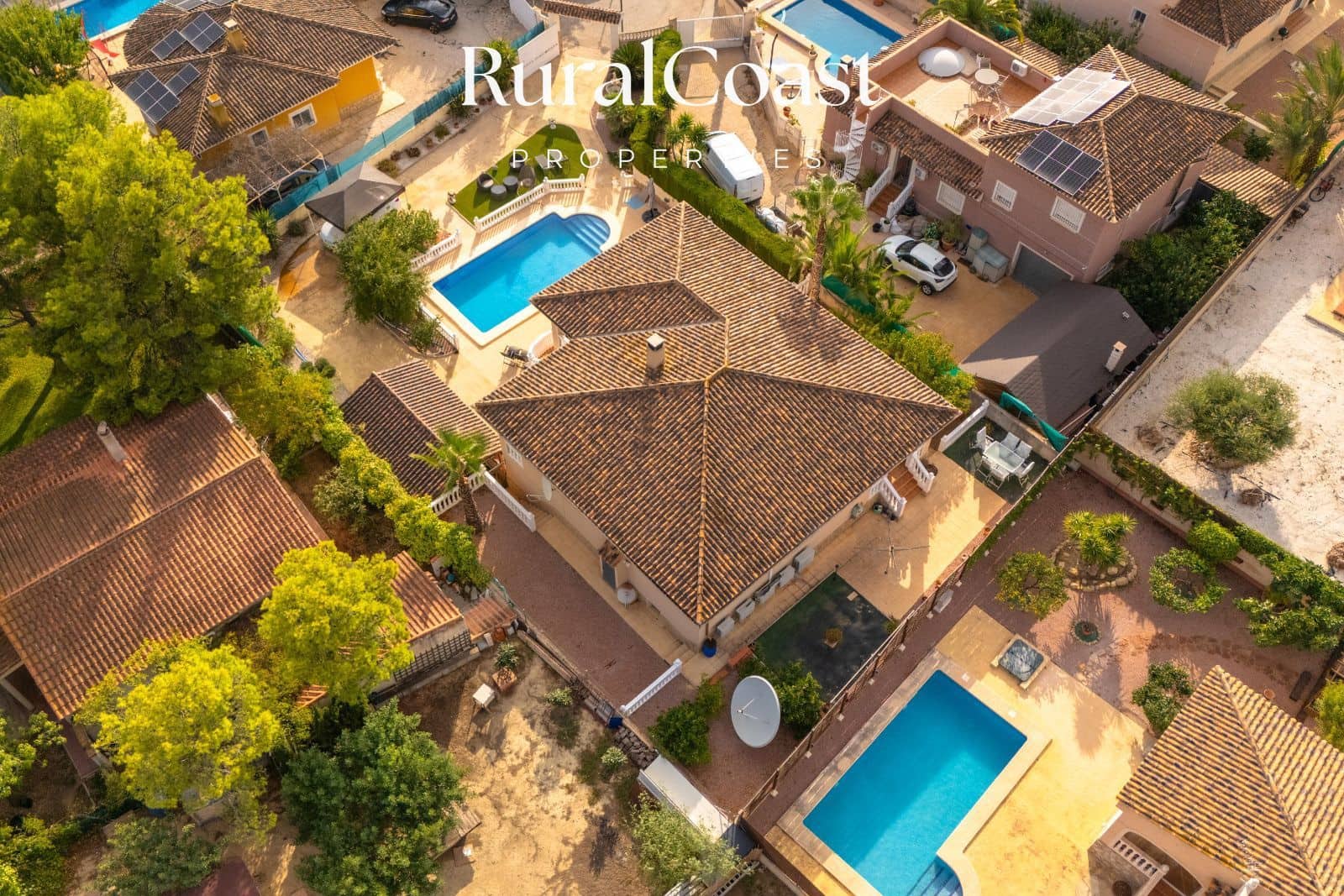 4 camera da letto Villa in vendita in Bonalba con piscina garage - 545.000 € (Rif: 10085123)